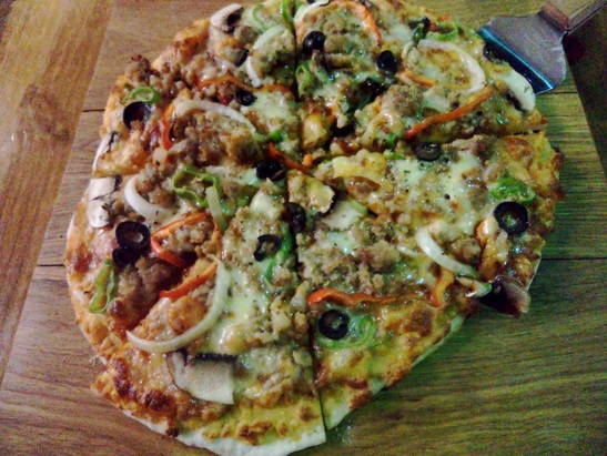 Oasis Restaurant pizza dunhuang